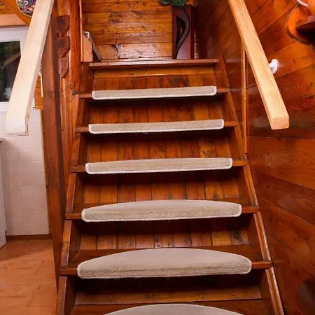 Villa Chaticka - *